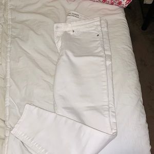 GAP White Skinny Jeans